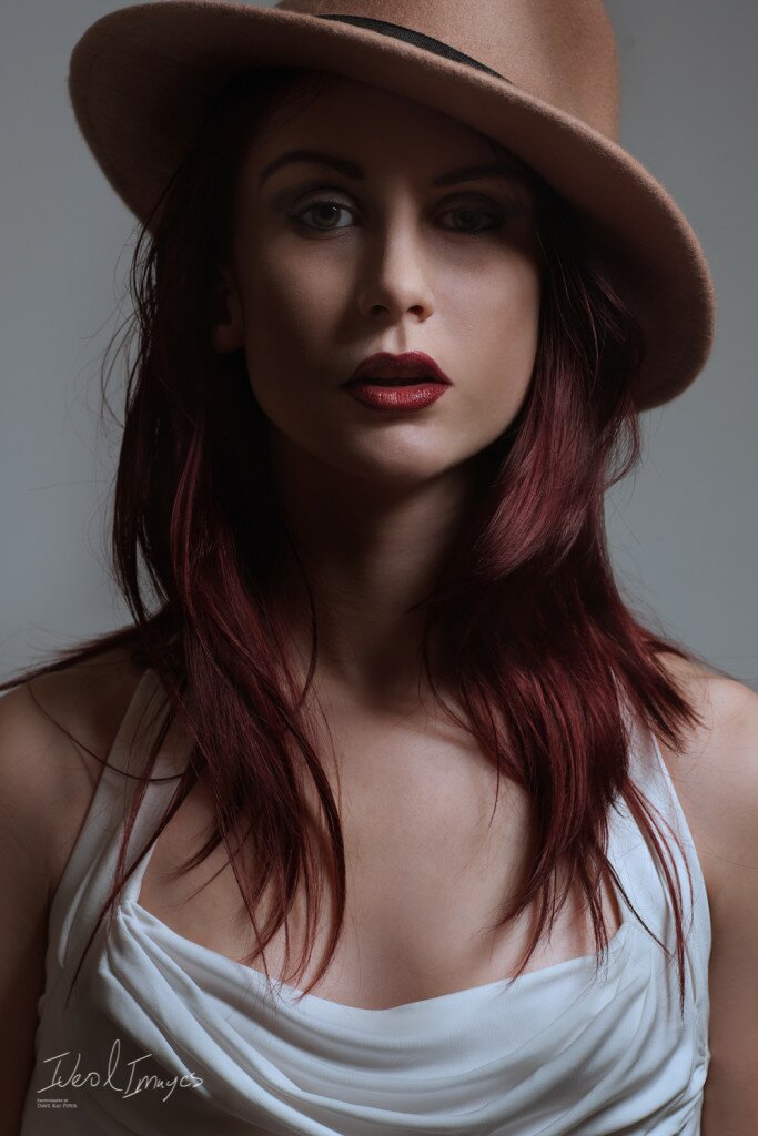 Stephie Rebello - XF90mm (ISO200 1/200th F5.6)